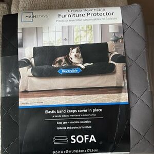 Max Studio Black Furniture Protector